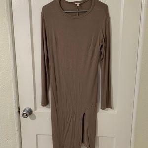 Long sleeve brown dress